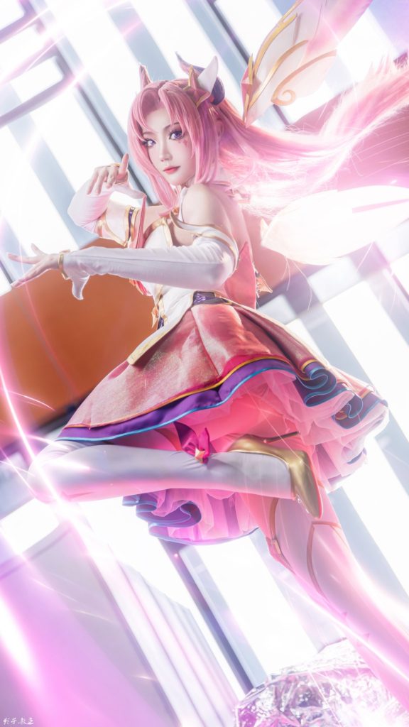 Guaxichan แปลงโฉมเป็น Star Guardian Kai'Sa จาก LoL สวยงามสุดอลัง 4 Guaxichan แปลงโฉมเป็น Star Guardian Kai'Sa จาก LoL สวยงามสุดอลัง