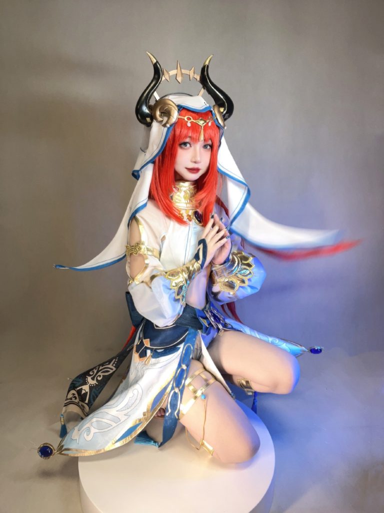 สาวจีนสุดแบ๊วแปลงโฉมเป็น Nilou จาก Genshin Impact 5 สาวจีนสุดแบ๊วแปลงโฉมเป็น Nilou จาก Genshin Impact