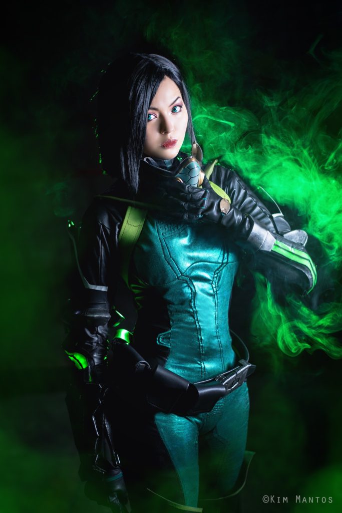 สาวลูกครึ่งโชว์ผลงานคอสเพลย์ Viper จาก Valorant 9 สาวลูกครึ่งโชว์ผลงานคอสเพลย์ Viper จาก Valorant