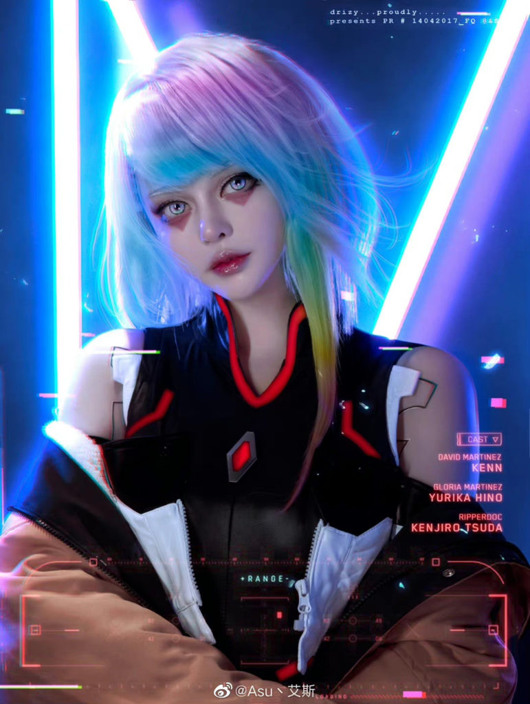 สาวแดนมังกรแปลงโฉมเป็น Lucy จาก Cyberpunk: Edgerunners