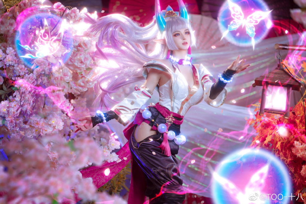 คอสเพลย์ Syndra เวอร์ชั่น Spirit Blossom แบบเว่อวังอลังการ 12 คอสเพลย์ Syndra เวอร์ชั่น Spirit Blossom แบบเว่อวังอลังการ