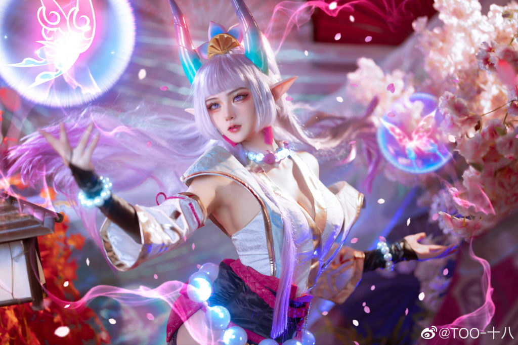 คอสเพลย์ Syndra เวอร์ชั่น Spirit Blossom แบบเว่อวังอลังการ 11 คอสเพลย์ Syndra เวอร์ชั่น Spirit Blossom แบบเว่อวังอลังการ