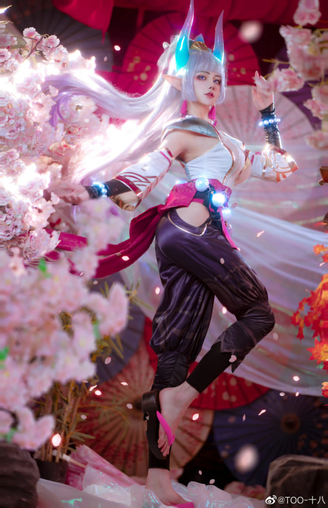 คอสเพลย์ Syndra เวอร์ชั่น Spirit Blossom แบบเว่อวังอลังการ 6 คอสเพลย์ Syndra เวอร์ชั่น Spirit Blossom แบบเว่อวังอลังการ