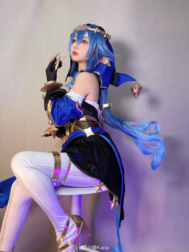 สาวจีนแปลงโฉมเป็น Layla จาก Genshin Impact 2 สาวจีนแปลงโฉมเป็น Layla จาก Genshin Impact