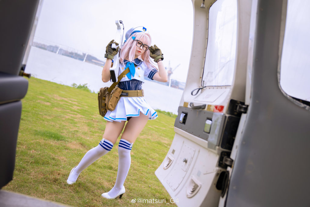 คอสเพลย์ Neon จาก GODDESS OF VICTORY: NIKKE ที่เปล่งประกายเจิดจ้า