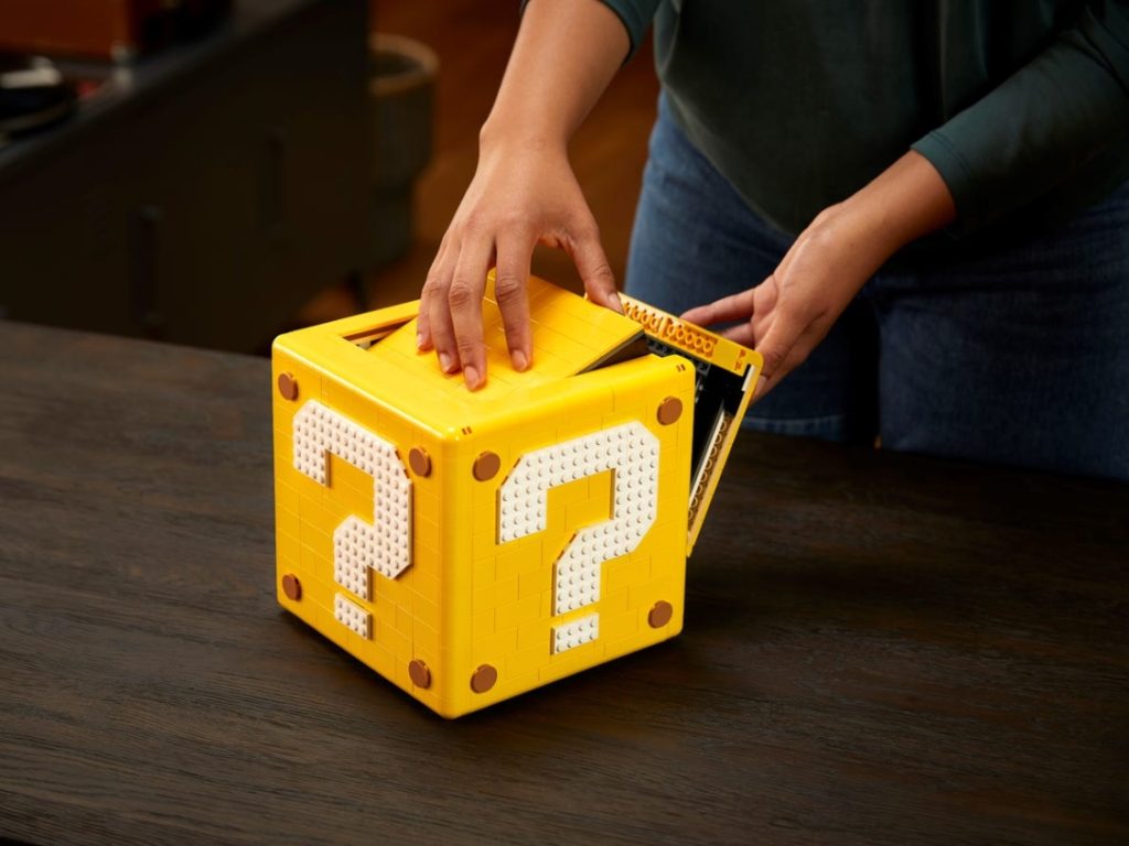ชุดตัวต่อ LEGO Super Mario 64™ Question Mark Block 5 ชุดตัวต่อ LEGO Super Mario 64™ Question Mark Block