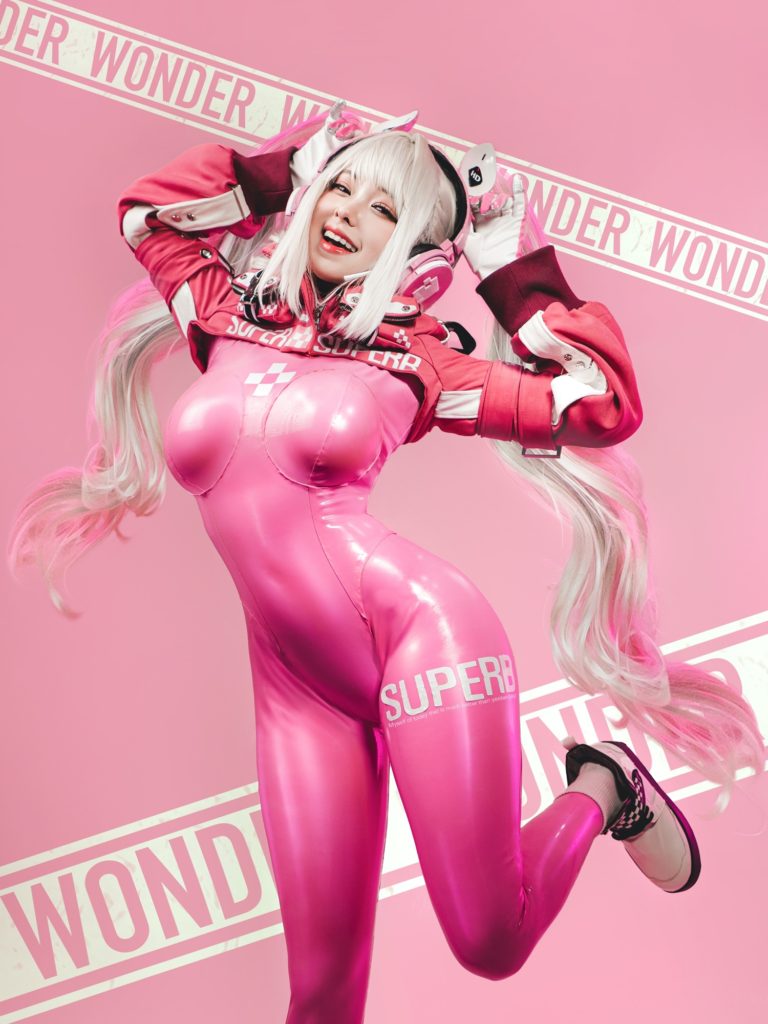 คอสเพลย์ Alice จาก GODDESS OF VICTORY: NIKKE ในชุดรัดรูปสุดหวานแหวว 4 คอสเพลย์ Alice จาก GODDESS OF VICTORY: NIKKE ในชุดรัดรูปสุดหวานแหวว