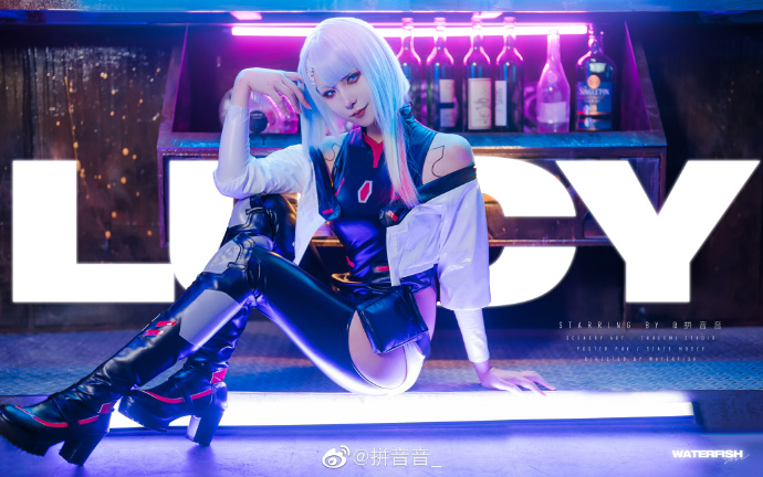 คอสเพลย์ Lucy จาก Cyberpunk: Edgerunners ในฉากแสงนีออนตระการตา 4 คอสเพลย์ Lucy จาก Cyberpunk: Edgerunners ในฉากแสงนีออนตระการตา