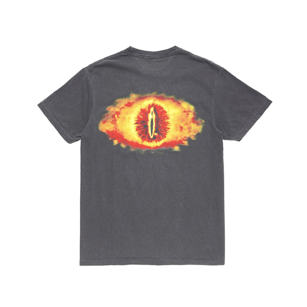 นึกว่าเสื้อทัวร์ชาวร็อคที่ไหนได้เสื้อ The Lord Of the Rings