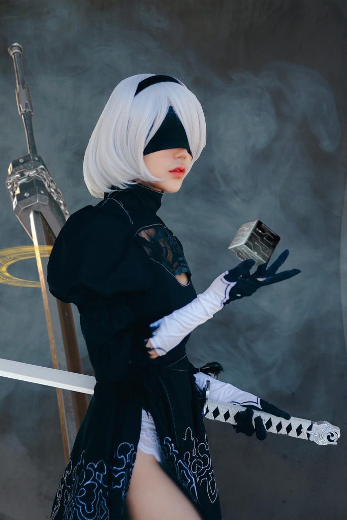 ผลงานการแต่งคอสเพลย์เป็น 2B