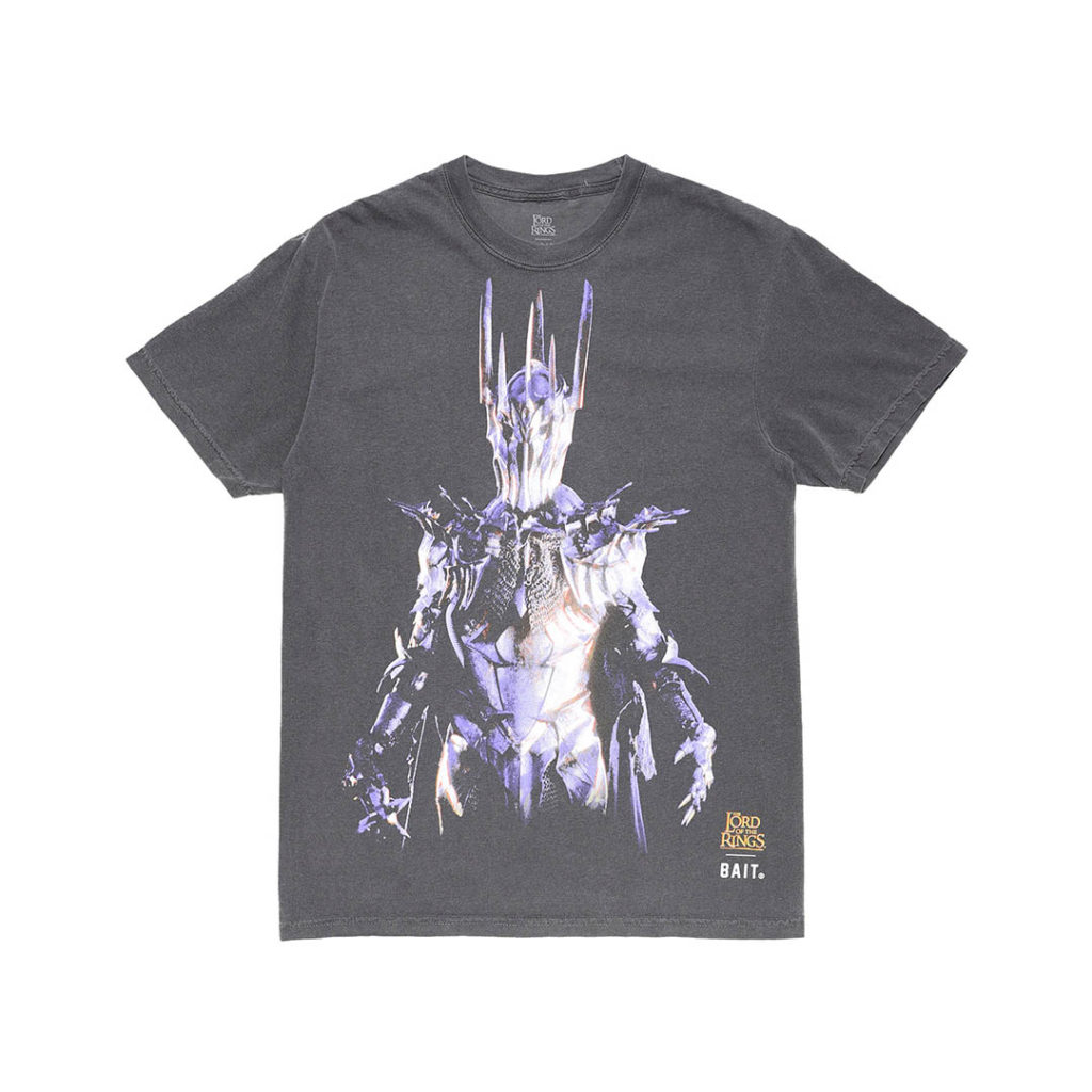 นึกว่าเสื้อทัวร์ชาวร็อคที่ไหนได้เสื้อ The Lord Of the Rings