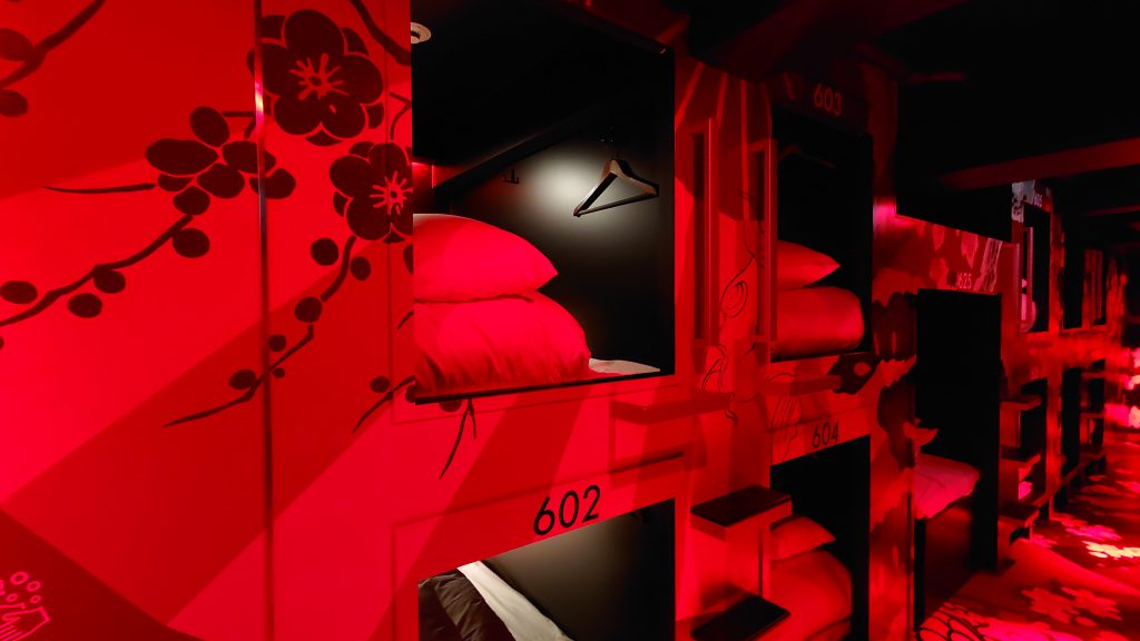 เจ๋ง! Hostel : Ezone ที่พักเอาใจเกมเมอร์