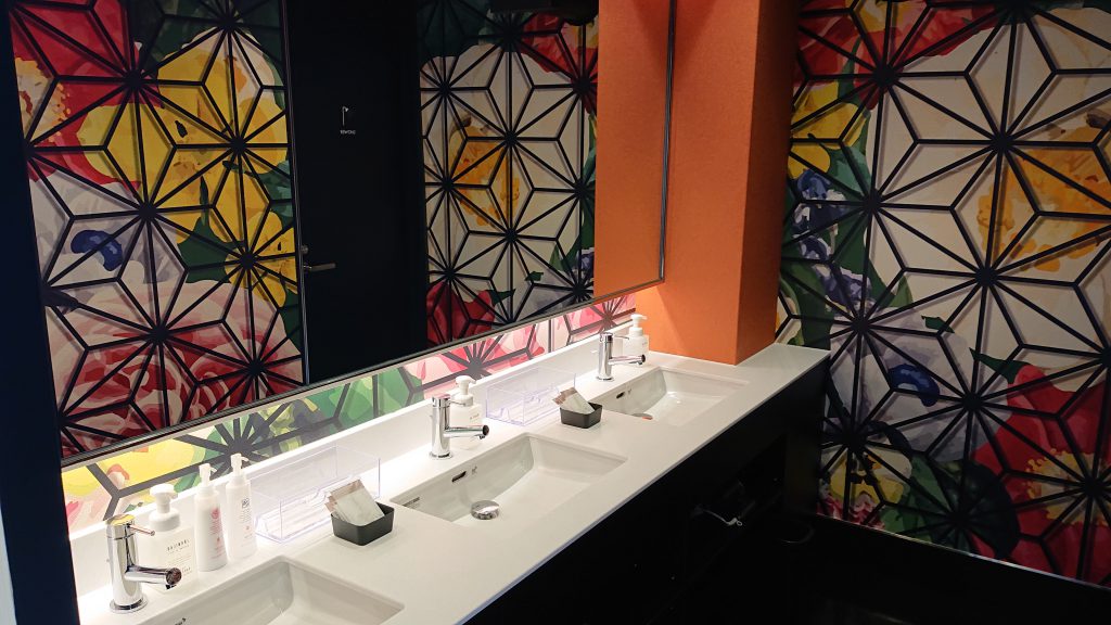 เจ๋ง! Hostel : Ezone ที่พักเอาใจเกมเมอร์