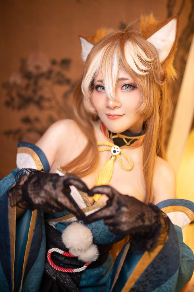 งานคอสเพลย์ Ms. Hina จาก Genshin Impact