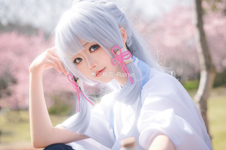 คอสเพลย์ Ayaka จาก Genshin Impact ฝีมือชาวจีน 6 คอสเพลย์ Ayaka จาก Genshin Impact ฝีมือชาวจีน