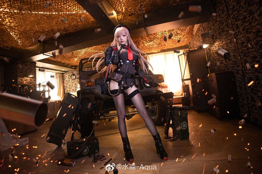 คอสเพลย์ Rapi จาก NIKKE เวอร์ชั่น 水淼-Aqua 2 คอสเพลย์ Rapi จาก NIKKE เวอร์ชั่น 水淼-Aqua
