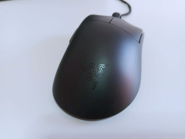 [รีวิว] Razer DeathAdder V3 เมาส์เกมมิ่งที่หนักเพียง 50 กรัม