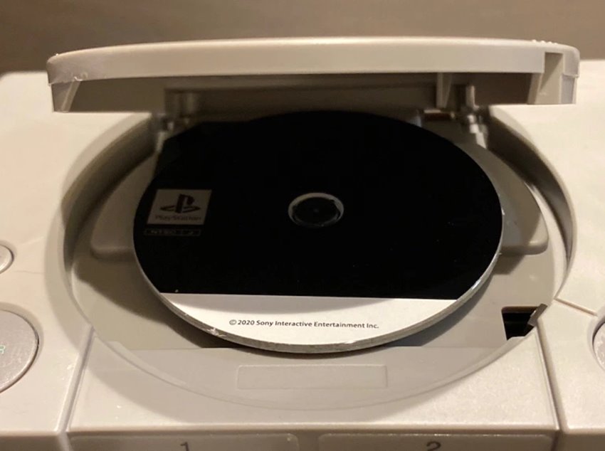 สนมั้ย? โมเดลเครื่องเล่นเกม PLAYSTATION สุดสมจริง 19 สนมั้ย? โมเดลเครื่องเล่นเกม PLAYSTATION สุดสมจริง