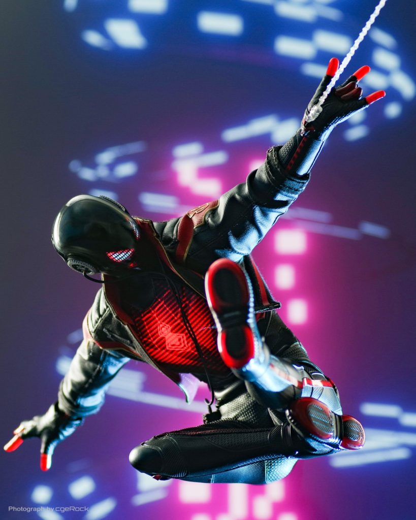 Hot Toys อวดโฉมฟิกเกอร์ Marvel's Spider-Man: Miles Morales [2020 Suit] สเกล 1/6
