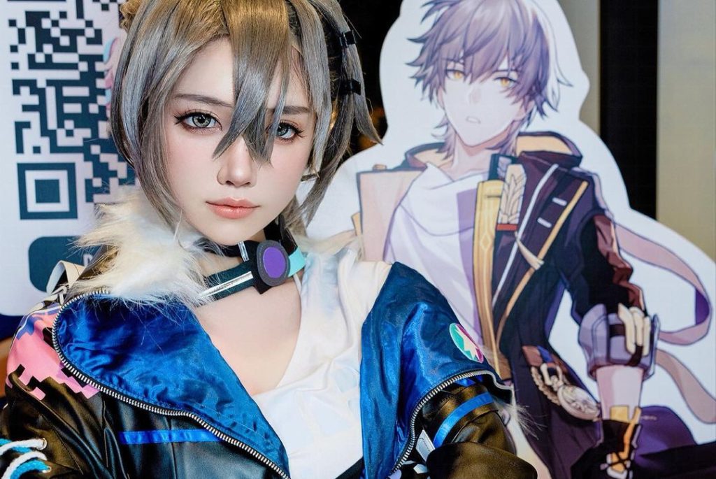 คอสเพลย์ Silver Wolf จาก Honkai: Star Rail 7 คอสเพลย์ Silver Wolf จาก Honkai: Star Rail