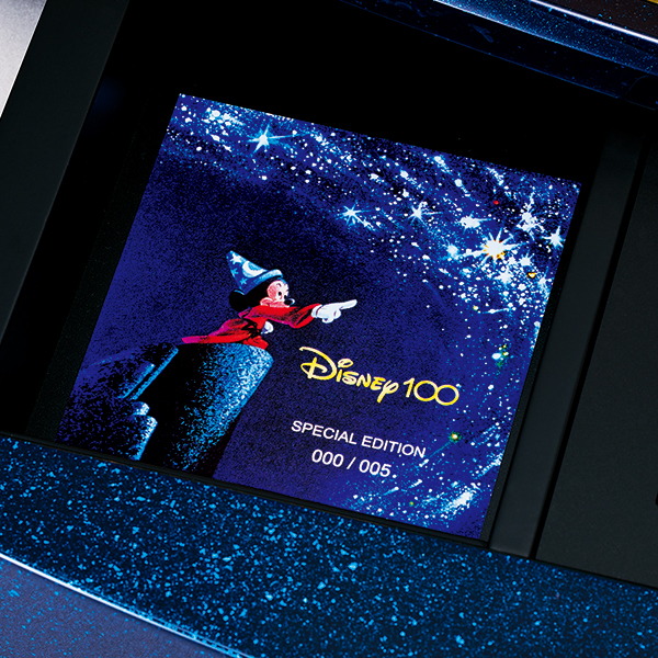 เลอค่ากับนาฬิกาตั้งโต๊ะ SEIKO x Disney Fantasia