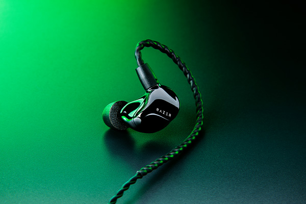 ใส่นานแค่ไหนก็ไม่หวั่นสบายตลอดวันกับ RAZER MORAY