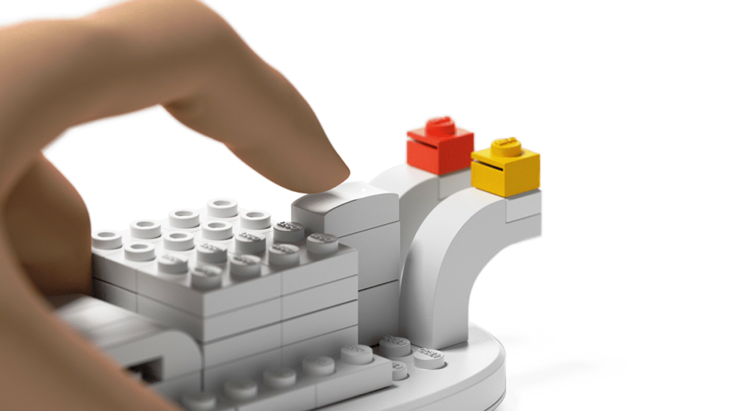 ออกแบบ mouse ได้ตามใจกับ LEGO Click brick