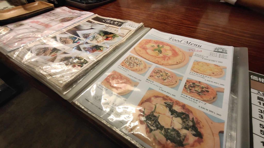 เอาใจสายมังงะกับร้าน Haru Ranman Comic Cafe & Bar ย่านสุขุมวิท 20 เอาใจสายมังงะกับร้าน Haru Ranman Comic Cafe & Bar ย่านสุขุมวิท