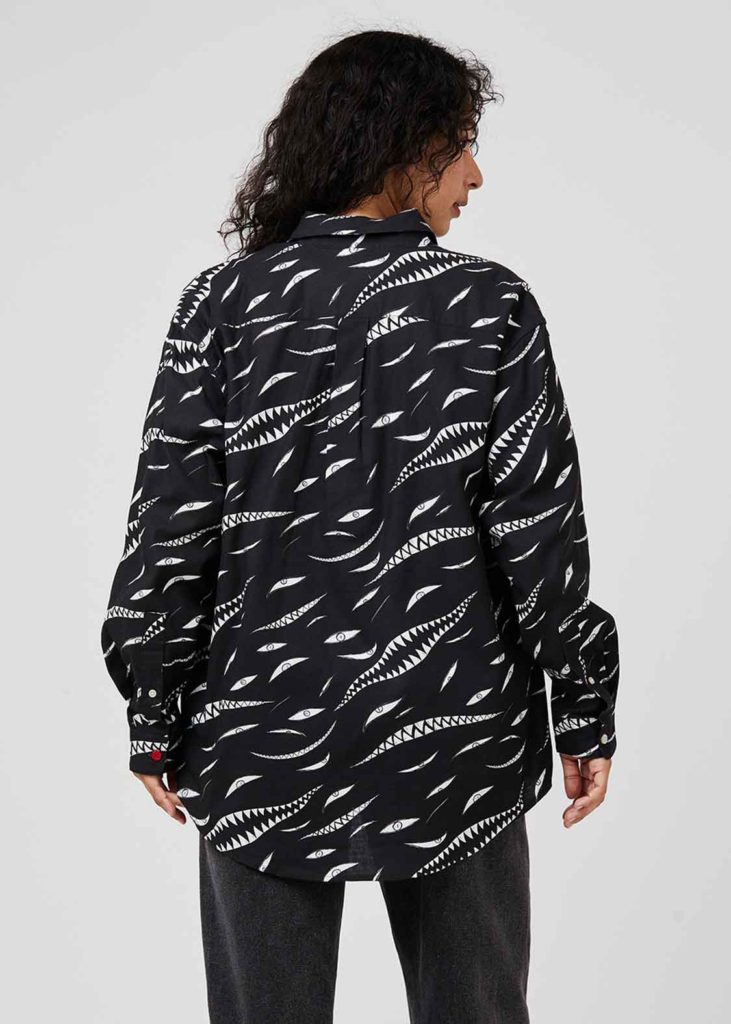 เสื้อคอลเลคชั่นใหม่ แขนกล คนแปรธาตุ จาก graniph