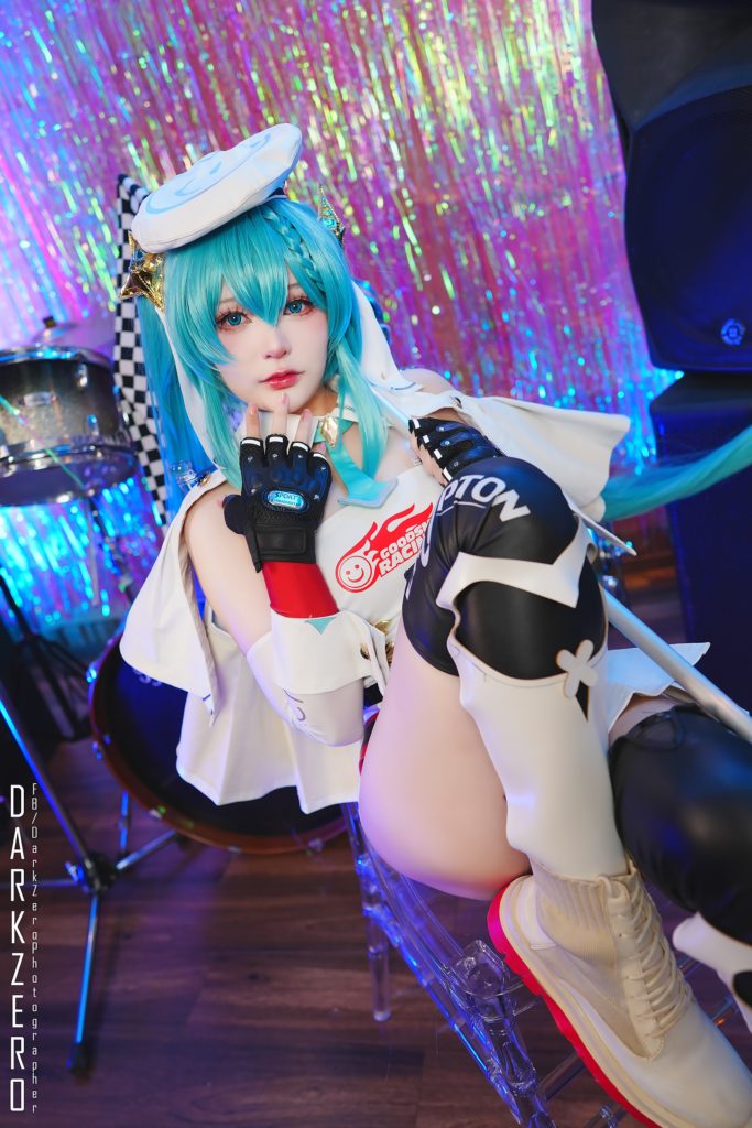 ไปซิ่งด้วยกันไหม ? ผลงานคอส Racing Miku สุดแจ่มฝีมือสาวไทย