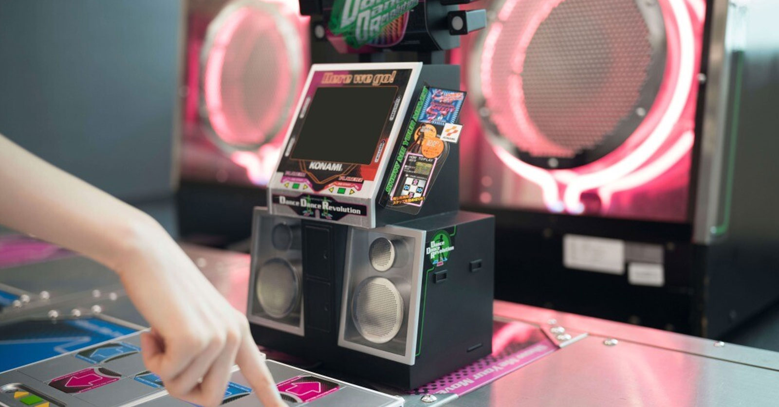 เต้นกันให้นิ้วเคล็ดกับ Dance Dance Revolution Classic Mini