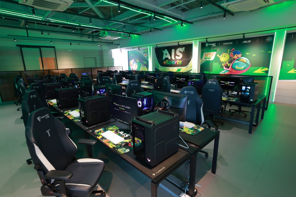 ซัมซุงผนึกกำลัง AIS eSports กางอาณาเขตใจกลางเมือง เปิด AIS eSports STUDIO at AIS SIAM
