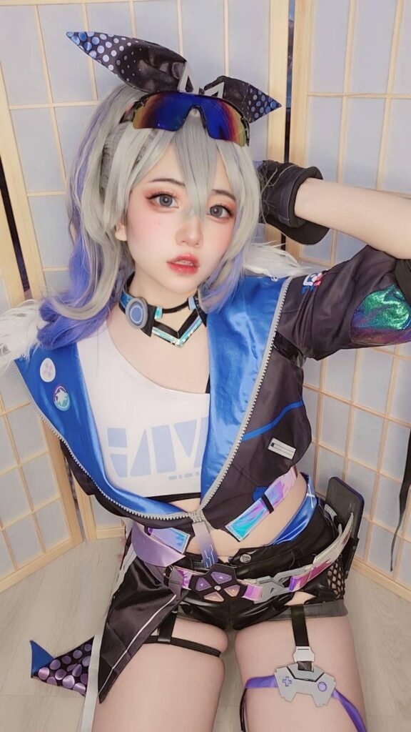 คุณบีมแปลงโฉมเป็น Silver Wolf แฮ็กเกอร์สาวสุดกวนใน Honkai: Star Rail 2 คุณบีมแปลงโฉมเป็น Silver Wolf แฮ็กเกอร์สาวสุดกวนใน Honkai: Star Rail