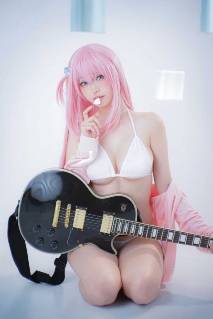 คอสเพลย์ Bocchi จาก Bocchi the Rock! ที่จะทำให้คุณเล่นกีตาร์ด้วยมือที่สั่นเทา 9 คอสเพลย์ Bocchi จาก Bocchi the Rock! ที่จะทำให้คุณเล่นกีตาร์ด้วยมือที่สั่นเทา