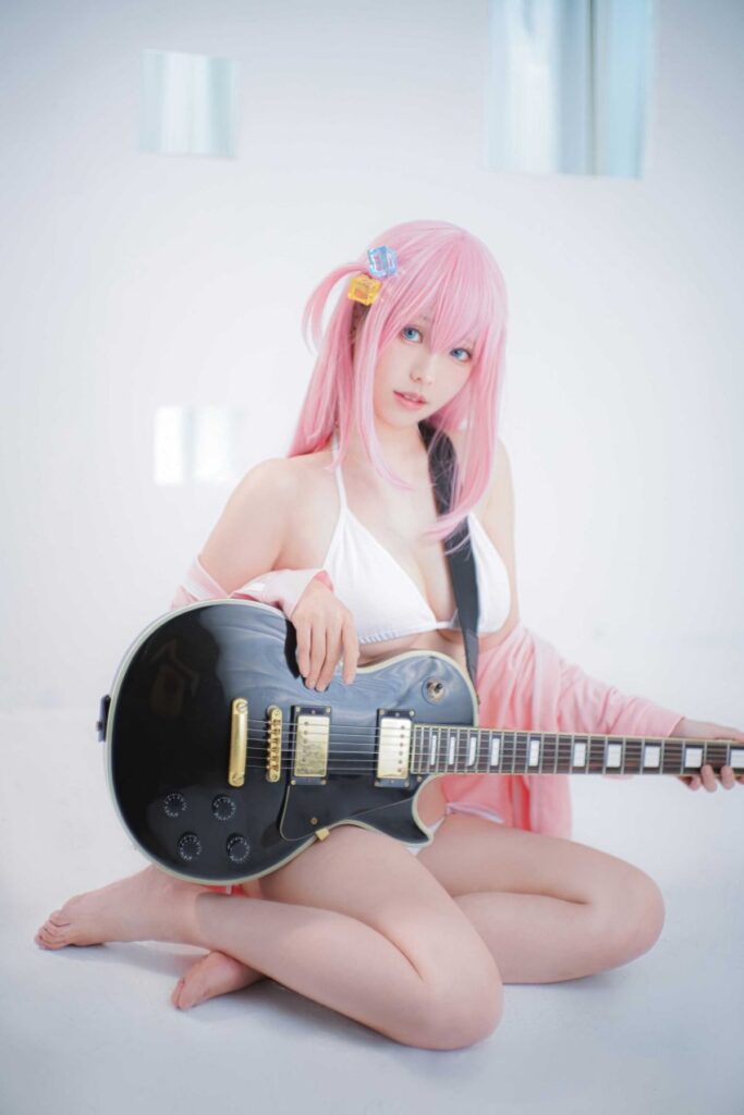 คอสเพลย์ Bocchi จาก Bocchi the Rock! ที่จะทำให้คุณเล่นกีตาร์ด้วยมือที่สั่นเทา 4 คอสเพลย์ Bocchi จาก Bocchi the Rock! ที่จะทำให้คุณเล่นกีตาร์ด้วยมือที่สั่นเทา