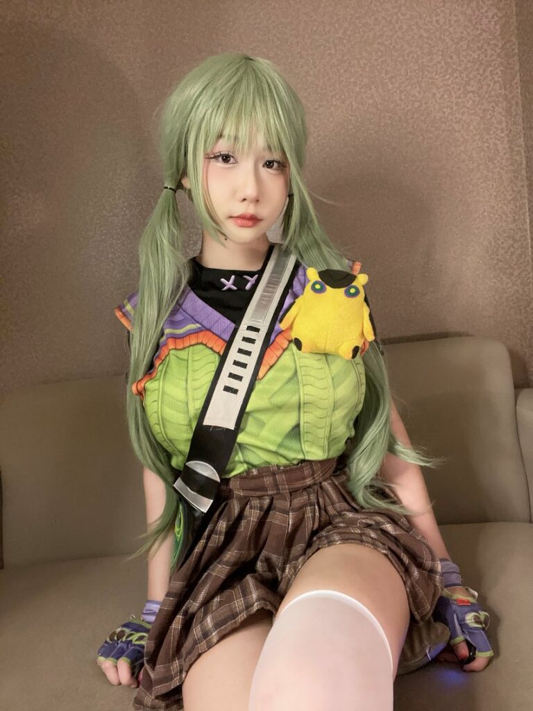คุณ Charlotte มาแปลงโฉมเป็น Gekko ให้เราได้ชมกันแล้ว 2 คุณ Charlotte มาแปลงโฉมเป็น Gekko ให้เราได้ชมกันแล้ว