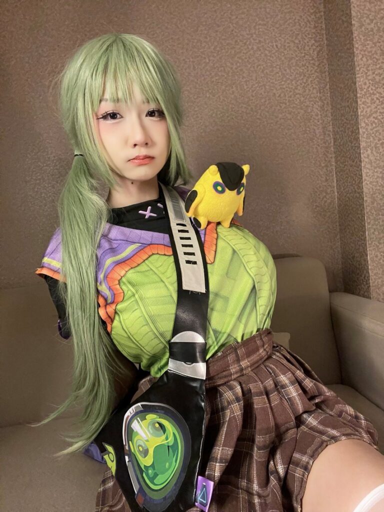 คุณ Charlotte มาแปลงโฉมเป็น Gekko ให้เราได้ชมกันแล้ว 5 คุณ Charlotte มาแปลงโฉมเป็น Gekko ให้เราได้ชมกันแล้ว
