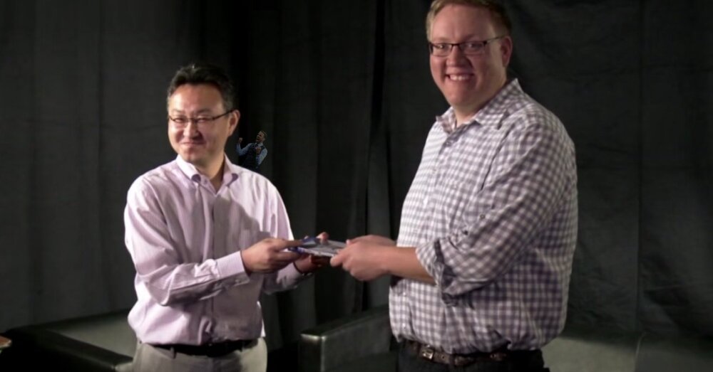 ถ้าเขาจะเล่นอยู่ค่ายไหนเขาก็เล่น! Shuhei Yoshida ผู้บริหาร SONY โพสต์รูปโชว์ Xbox Series X 2 ถ้าเขาจะเล่นอยู่ค่ายไหนเขาก็เล่น! Shuhei Yoshida ผู้บริหาร SONY โพสต์รูปโชว์ Xbox Series X