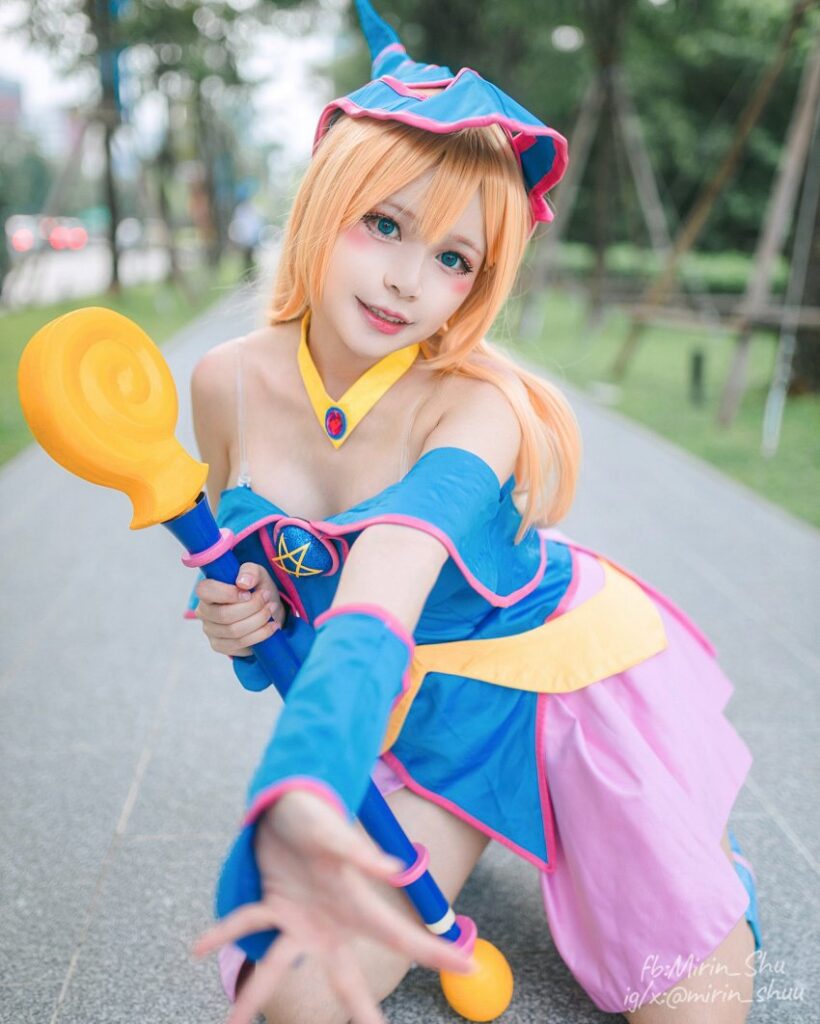 คุณมิรินแปลงโฉมเป็น Dark Magician Girl ออกมาได้สดใสซาบซ่า 3 คุณมิรินแปลงโฉมเป็น Dark Magician Girl ออกมาได้สดใสซาบซ่า