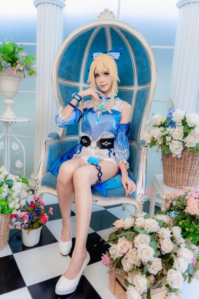 คอสเพลย์ Jean จาก Genshin Impact ในสกินซัมเมอร์อวดผิวขาว 3 คอสเพลย์ Jean จาก Genshin Impact ในสกินซัมเมอร์อวดผิวขาว