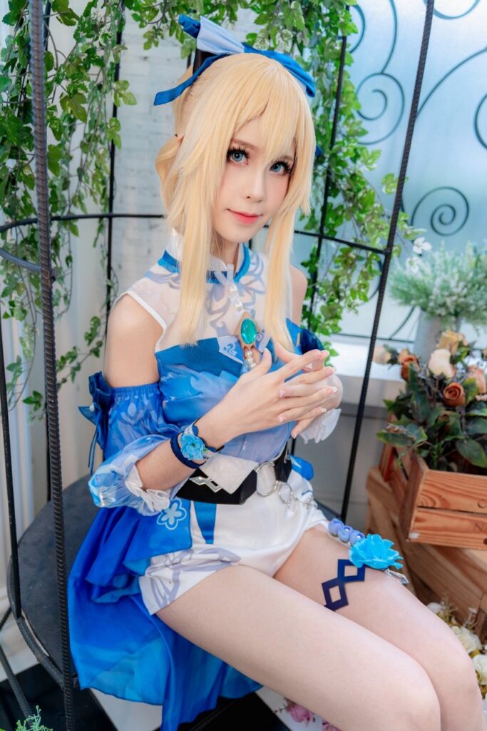 คอสเพลย์ Jean จาก Genshin Impact ในสกินซัมเมอร์อวดผิวขาว 4 คอสเพลย์ Jean จาก Genshin Impact ในสกินซัมเมอร์อวดผิวขาว