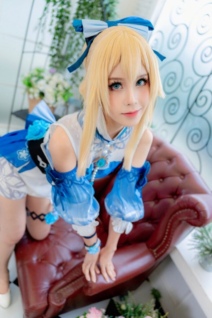 คอสเพลย์ Jean จาก Genshin Impact ในสกินซัมเมอร์อวดผิวขาว 11 คอสเพลย์ Jean จาก Genshin Impact ในสกินซัมเมอร์อวดผิวขาว
