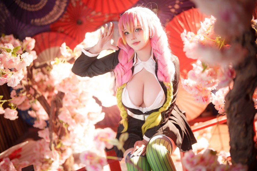 คอสเพลย์ Mitsuri จากดาบพิฆาตอสูรเวอร์ชั่นสาวญี่ปุ่นที่เหมือนต้นฉบับเป๊ะ ๆ 8 คอสเพลย์ Mitsuri จากดาบพิฆาตอสูรเวอร์ชั่นสาวญี่ปุ่นที่เหมือนต้นฉบับเป๊ะ ๆ