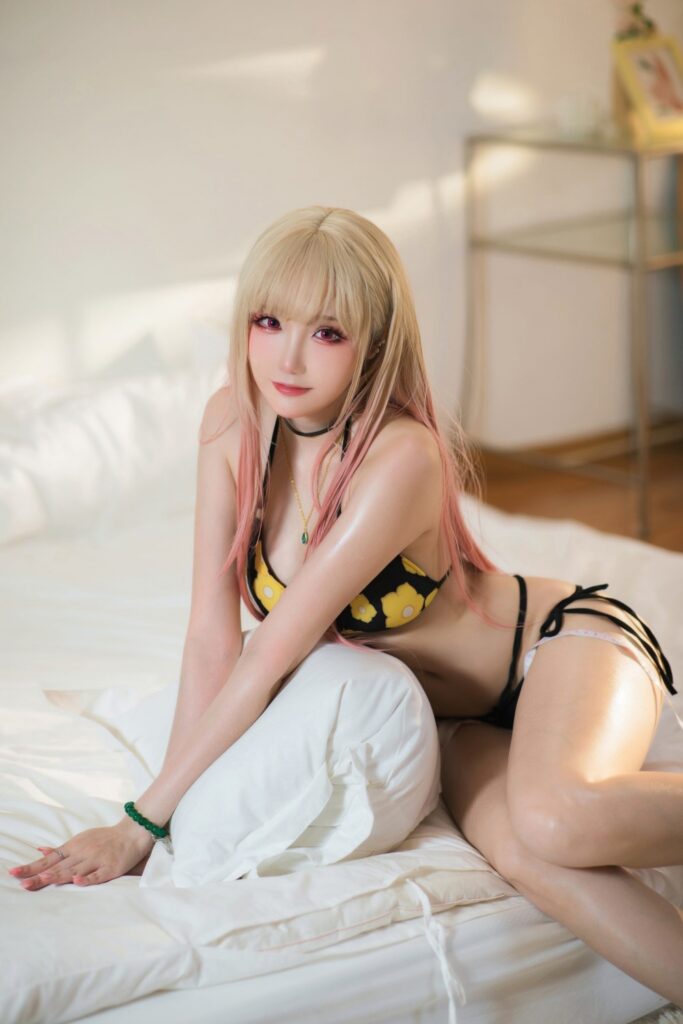 คอสเพลย์ Marin จากหนุ่มเย็บผ้ากับสาวนักคอสเพลย์ ในบิกินี่ตัวเก่ง 7 Marin My Dress Up Darling Cosplay by Guaxichan 6