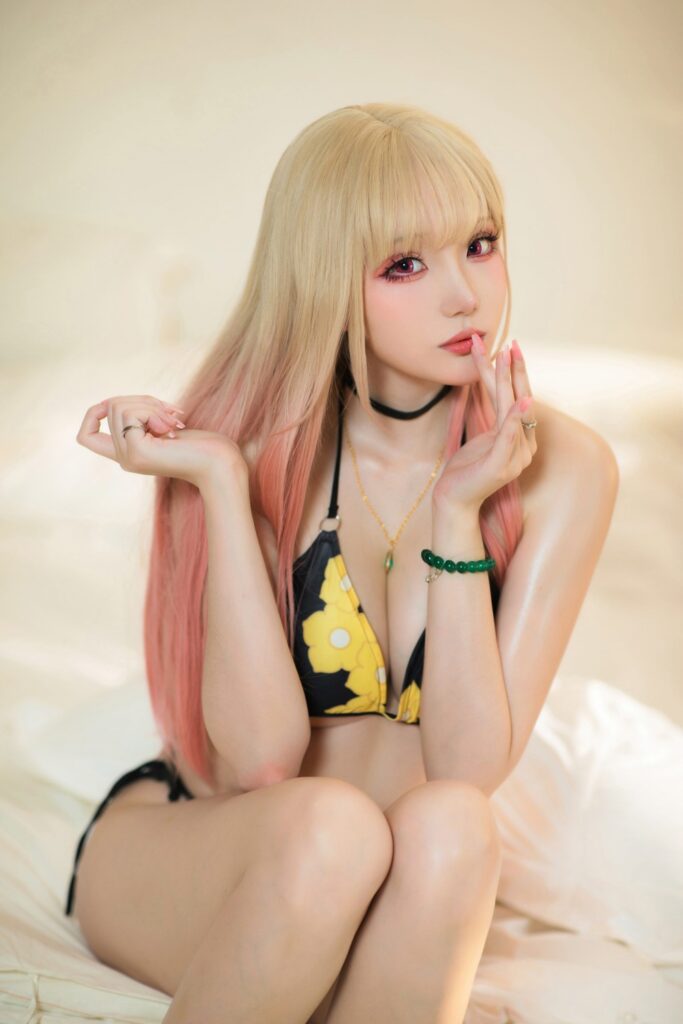 คอสเพลย์ Marin จากหนุ่มเย็บผ้ากับสาวนักคอสเพลย์ ในบิกินี่ตัวเก่ง 3 Marin My Dress Up Darling Cosplay by Guaxichan 2