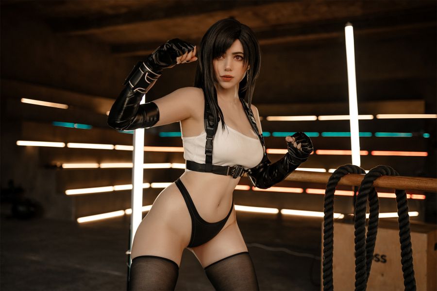 สาวรัสเซียแปลงโฉมเป็น Tifa จาก Final Fantasy VII เข้ายิมฟิตร่าง 8 สาวรัสเซียแปลงโฉมเป็น Tifa จาก Final Fantasy VII เข้ายิมฟิตร่าง
