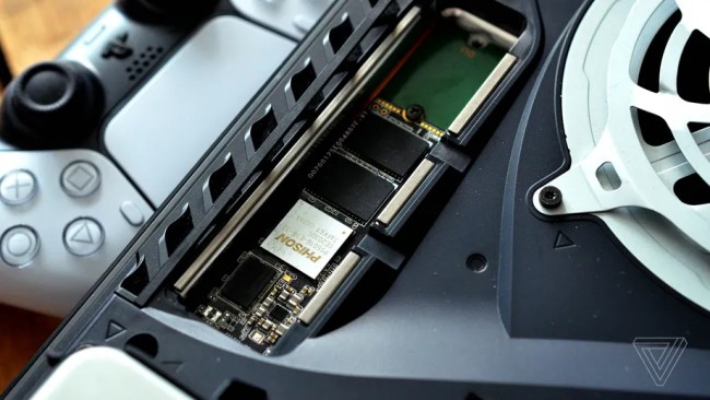 วิธีการติดตั้งที่เก็บข้อมูล M.2 SSD กับ PS5 2 วิธีการติดตั้งที่เก็บข้อมูล M.2 SSD กับ PS5