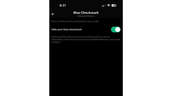 สมาชิก Twitter Blue สามารถซ่อนเครื่องหมายถูกได้แล้ว