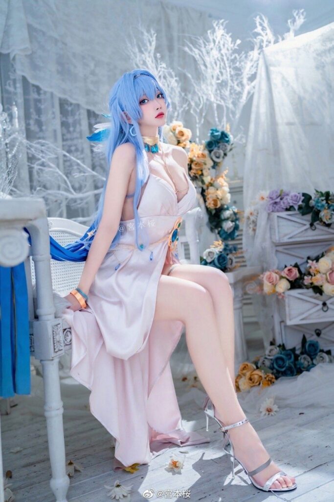 คอสเพลย์ Helm จาก GODDESS OF VICTORY: NIKKE 5 คอสเพลย์ Helm จาก GODDESS OF VICTORY: NIKKE