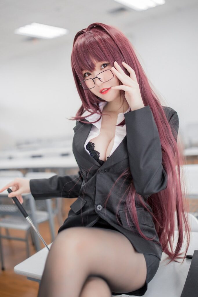 คอสเพลย์ Sgathaich จาก Fate/Grand Order เวอร์ชั่นคุณครูสุดแจ่ม